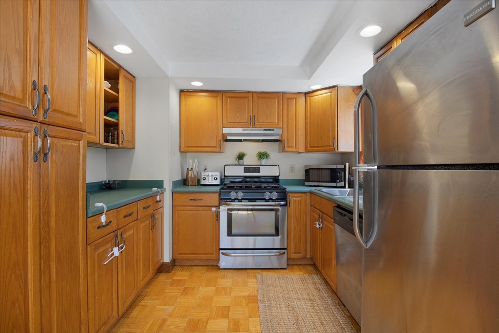 22 Avery Rd, Bourne, MA Photo #9
