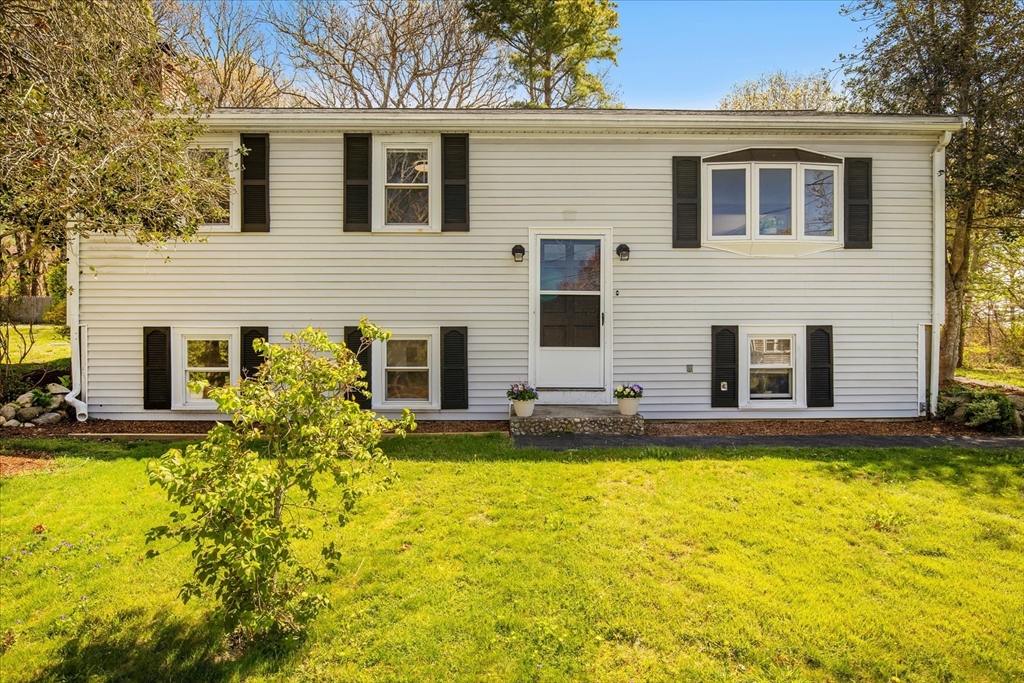 22 Avery Rd, Bourne, MA Photo #3