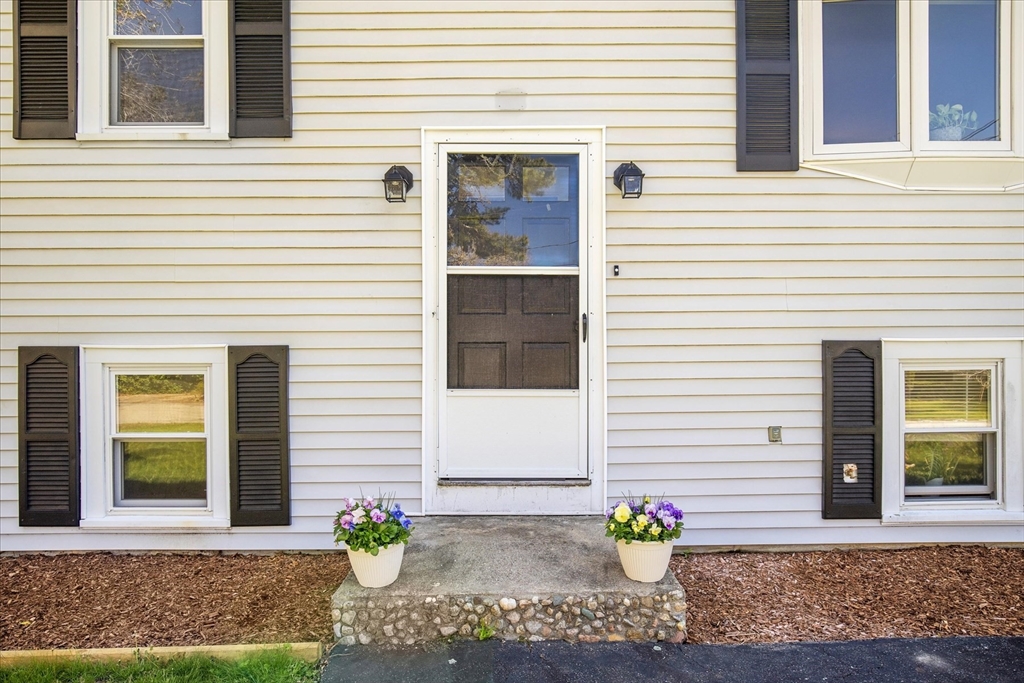 22 Avery Rd, Bourne, MA Photo #4