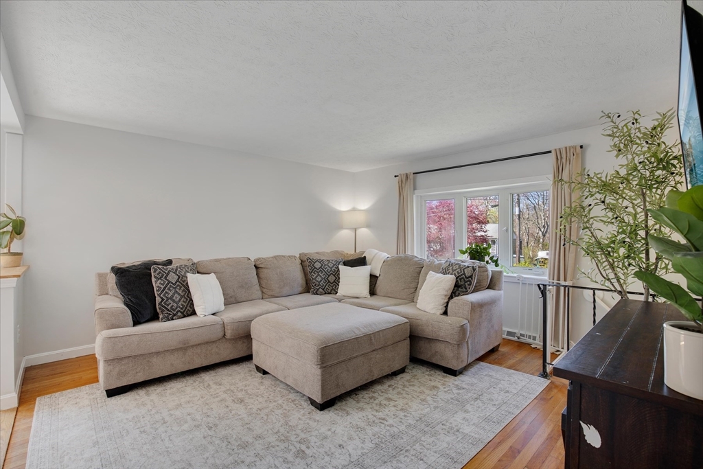 22 Avery Rd, Bourne, MA Photo #6