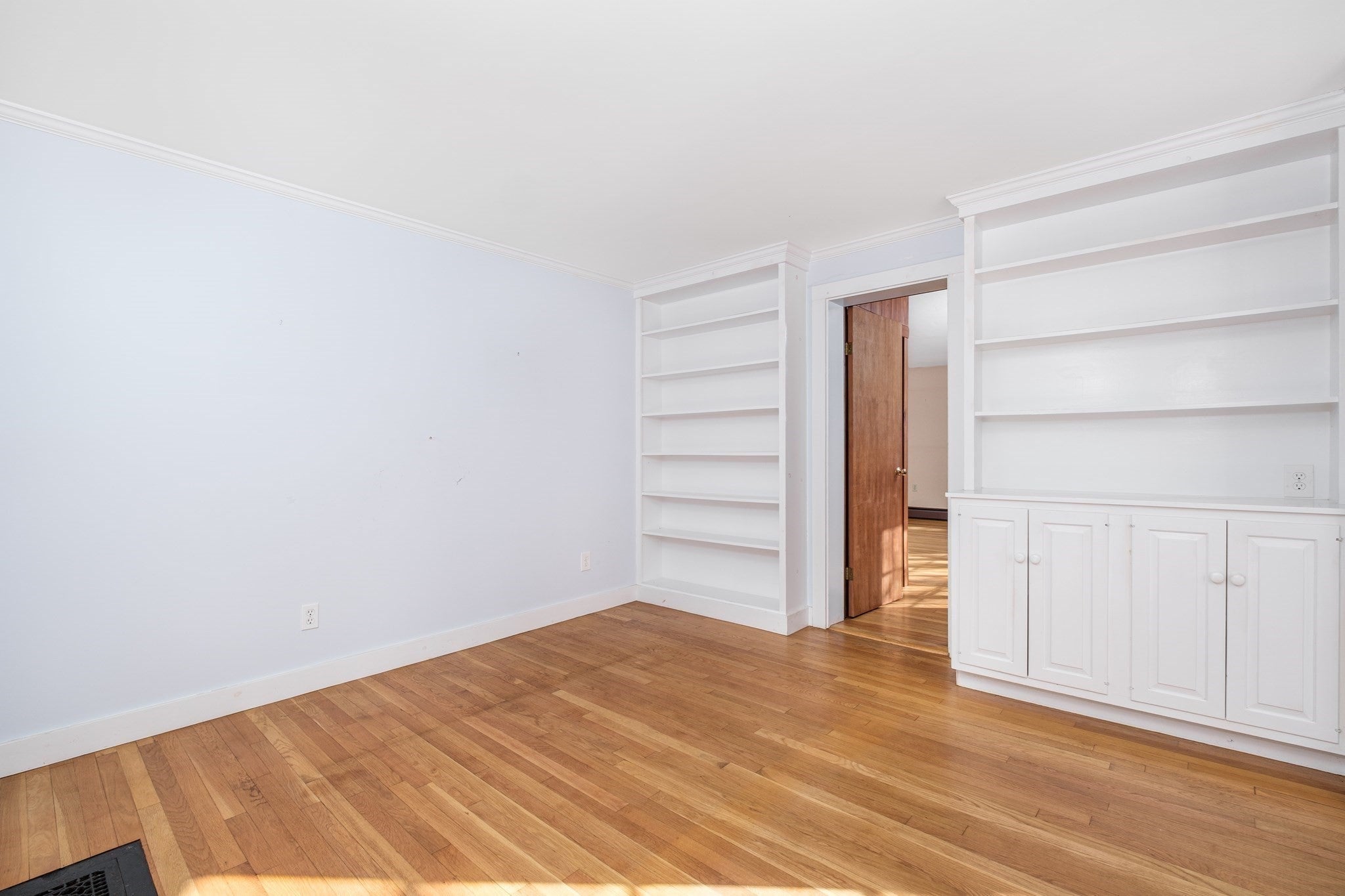 445 Glen Rd, Weston, MA Photo #8