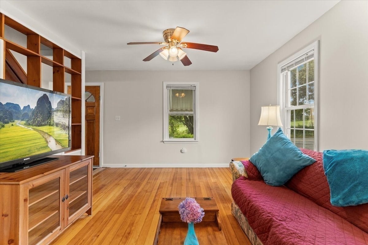 48 Davis St, Taunton, MA, 48 Davis St, Taunton, MA Photo #24