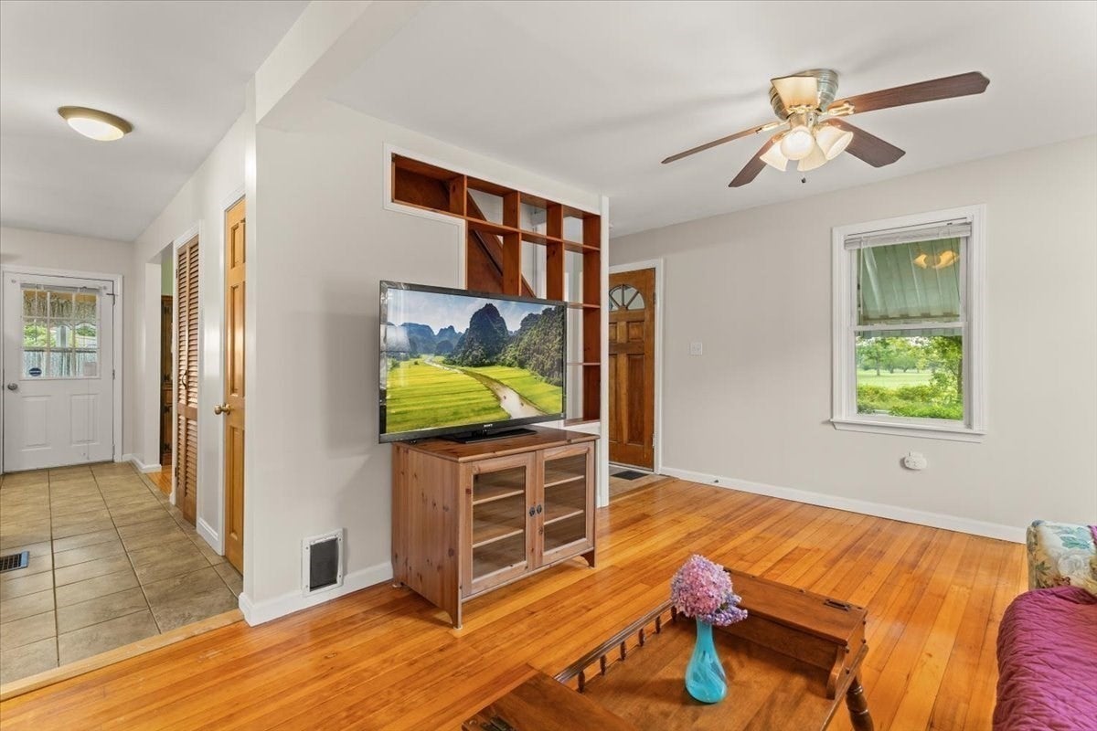 48 Davis St, Taunton, MA, 48 Davis St, Taunton, MA Photo #25
