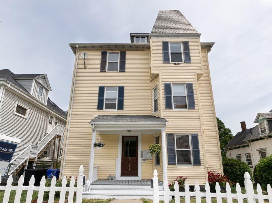 158 Neponset Ave 1