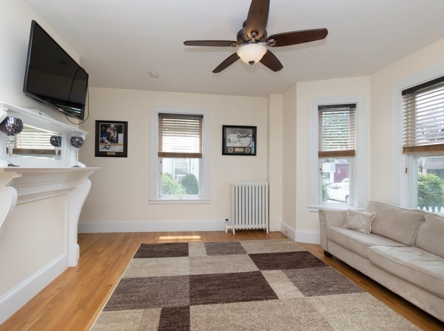 158 Neponset Ave 1
