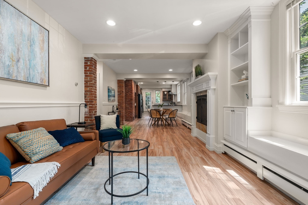 32 High Rock Way 1
