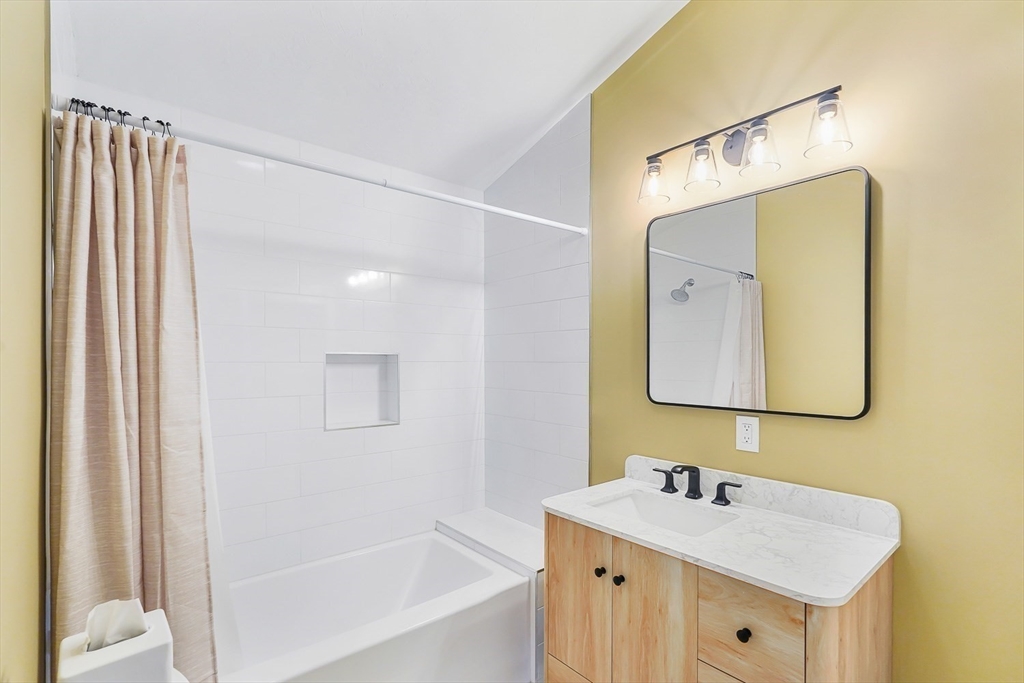 923 Main St, Northbridge, MA Photo #16