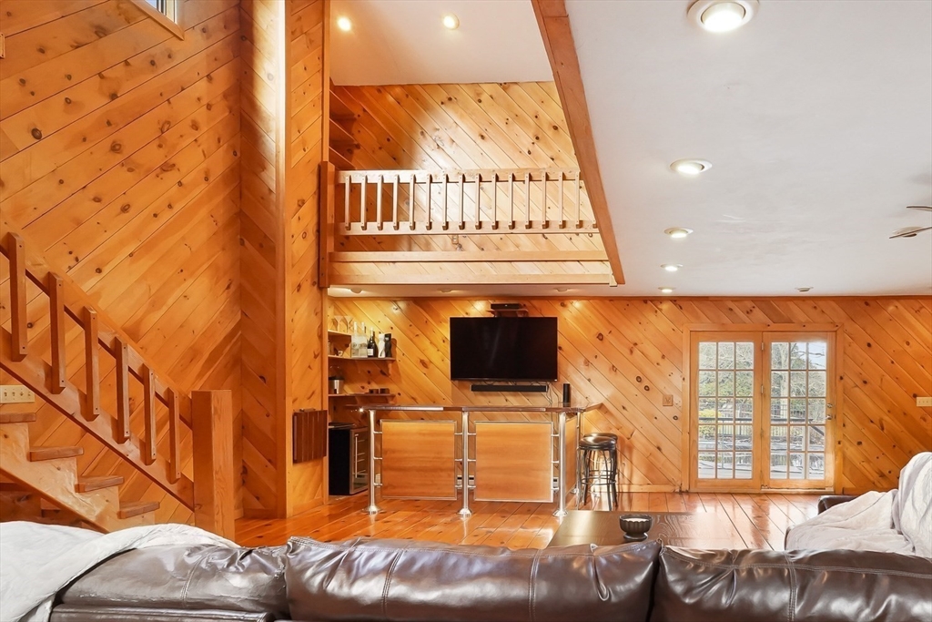 923 Main St, Northbridge, MA Photo #23