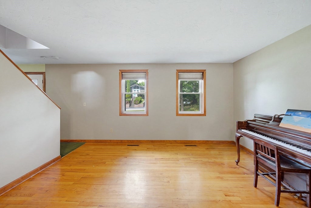 2 Birch St, Oxford, MA, 2 Birch St, Oxford, MA Photo #19