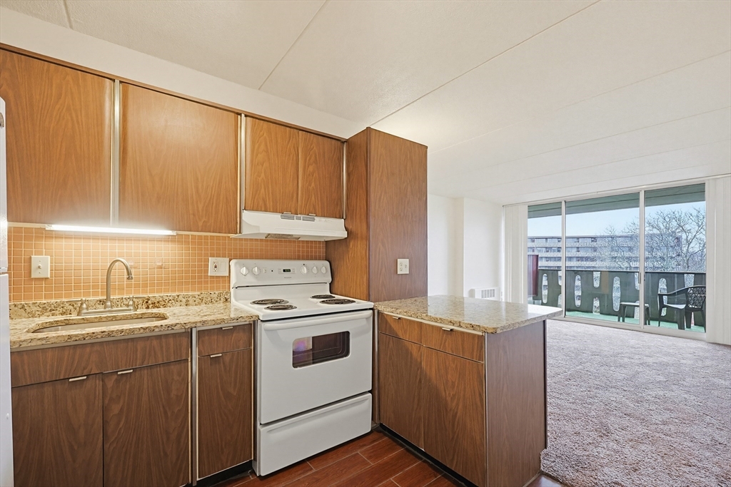200 Swanton St 538