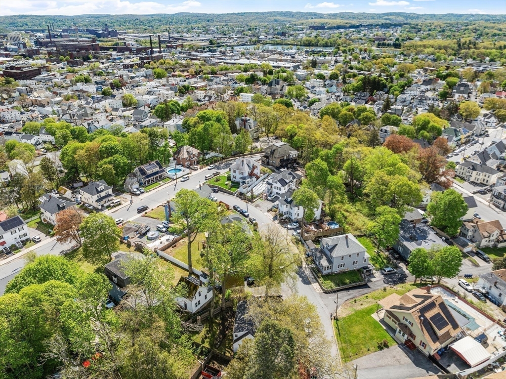 4 Bicknell Terrace, Lawrence, MA Photo #32