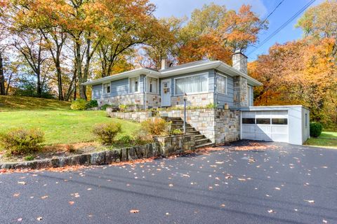 39 Melrose Street Boylston MA 01505