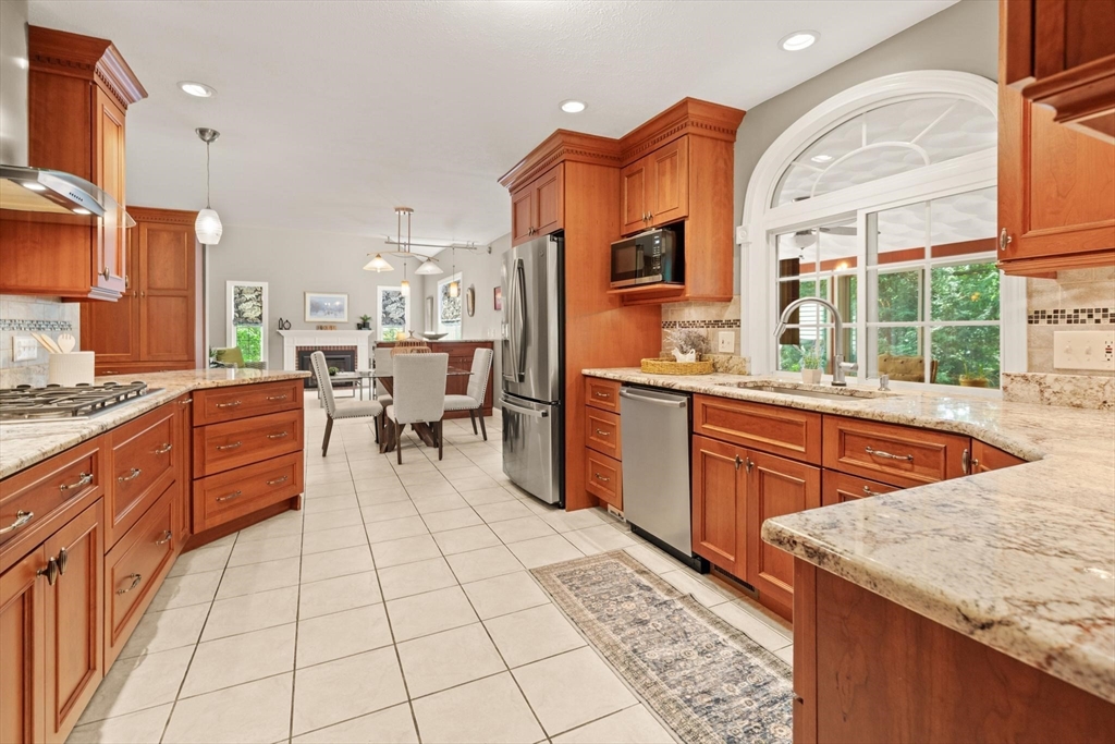 1 Hutchins Way