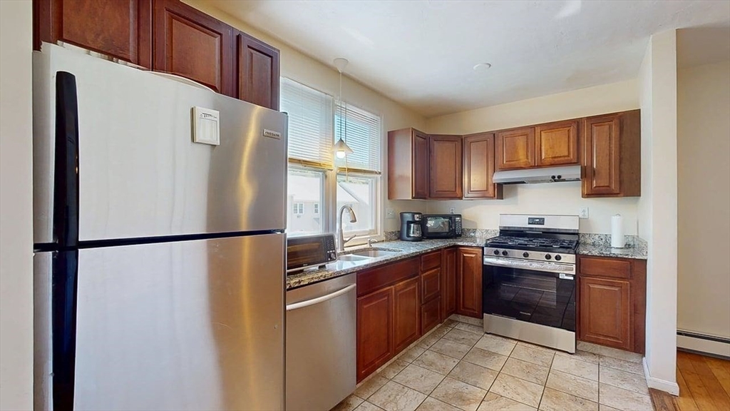 37 Towle Dr 37