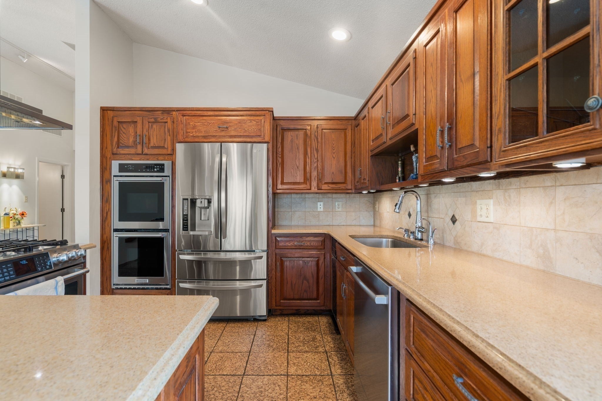 16 Wadsworth Ln, Dartmouth, MA, 16 Wadsworth Ln, Dartmouth, MA Photo #7