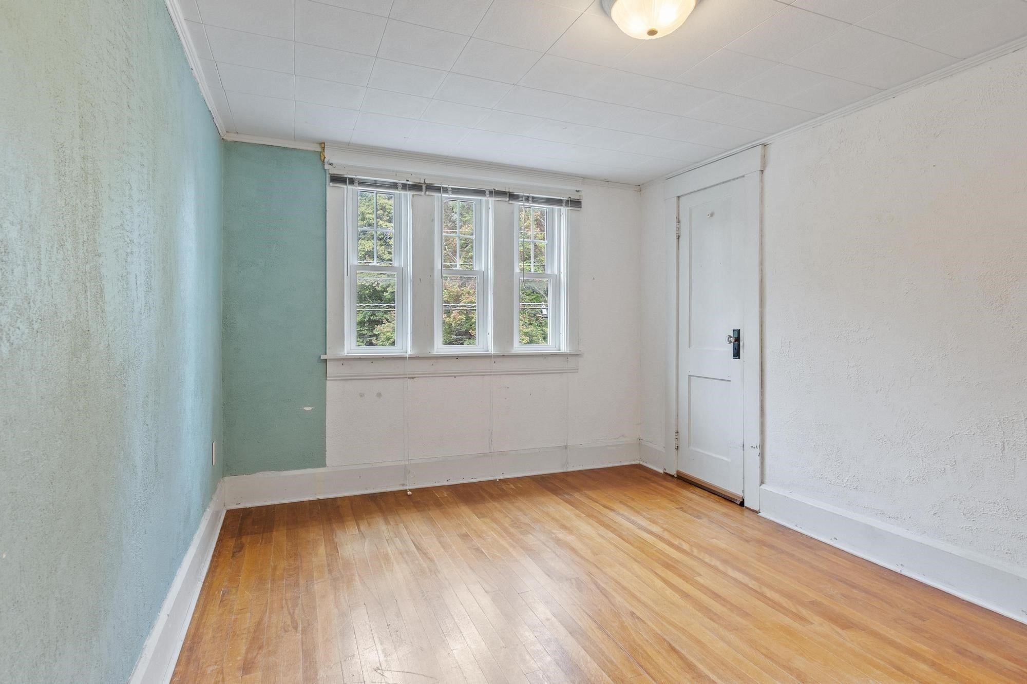 323 Pearl St, Gardner, MA Photo #22