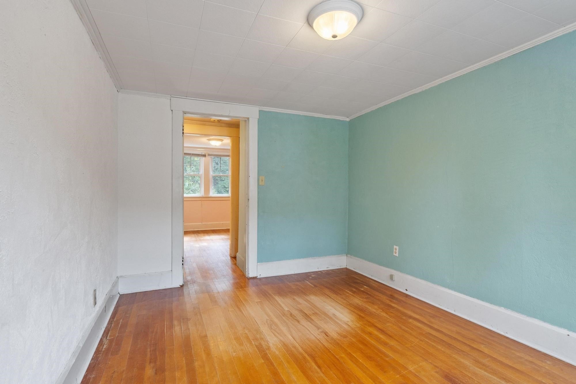 323 Pearl St, Gardner, MA Photo #24