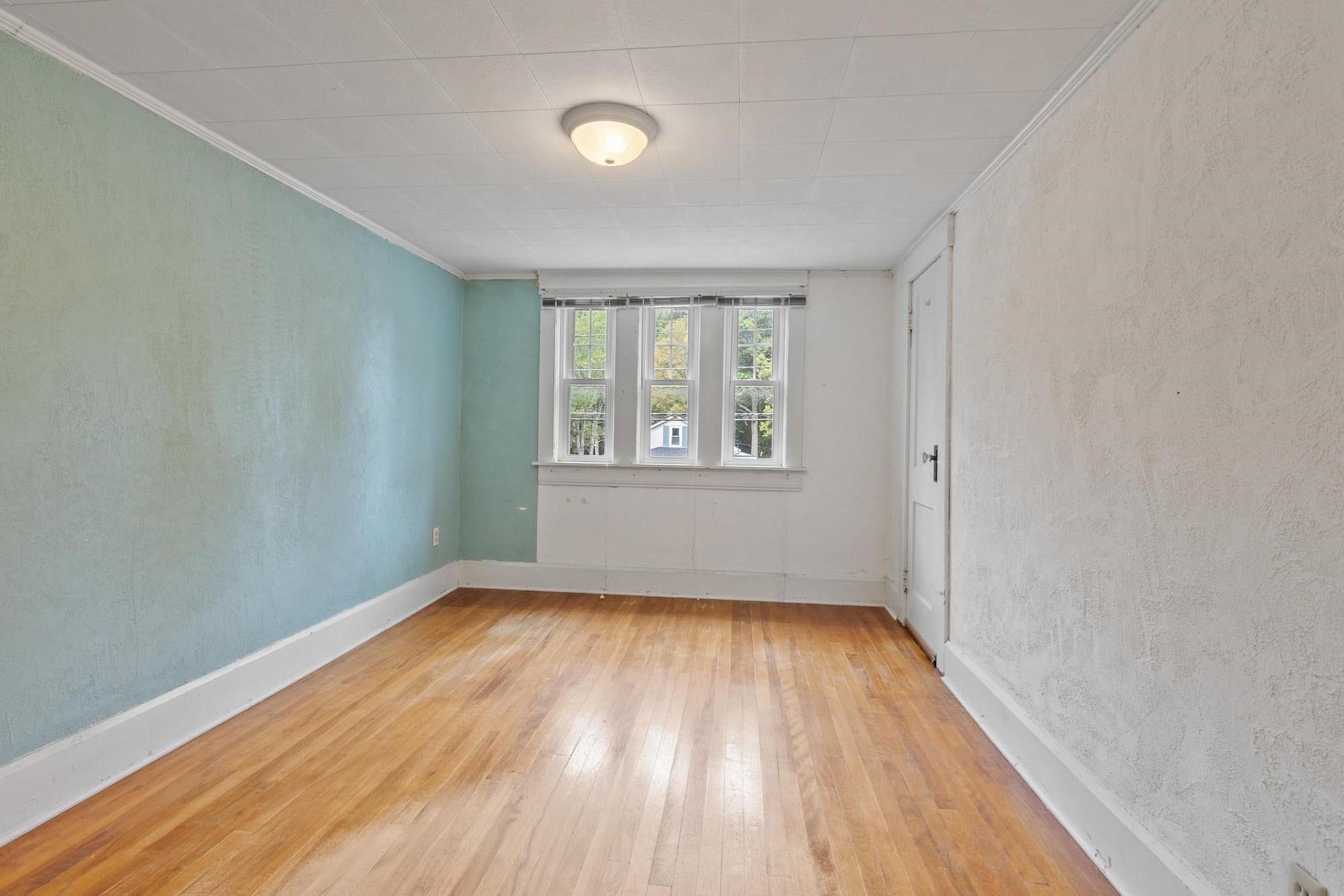 323 Pearl St, Gardner, MA Photo #21
