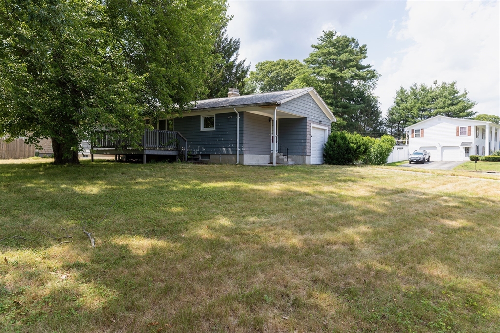 12 Cypress Dr