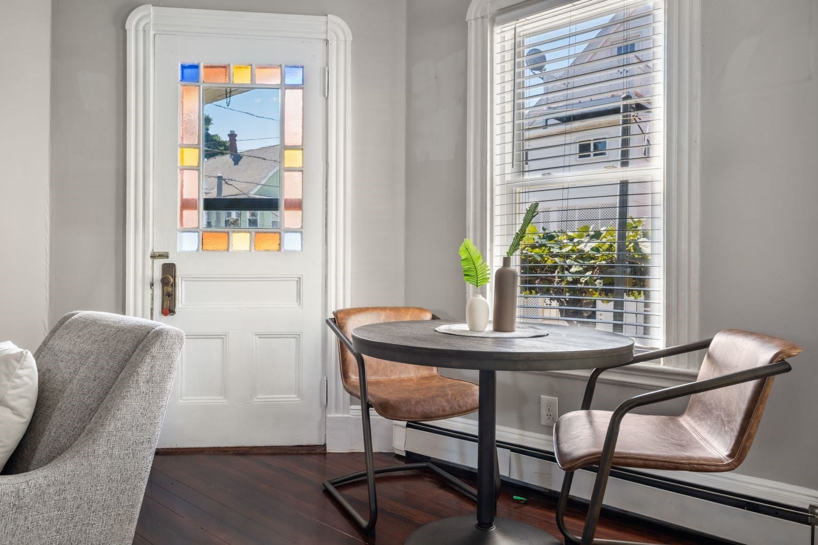 30 Henry St 1