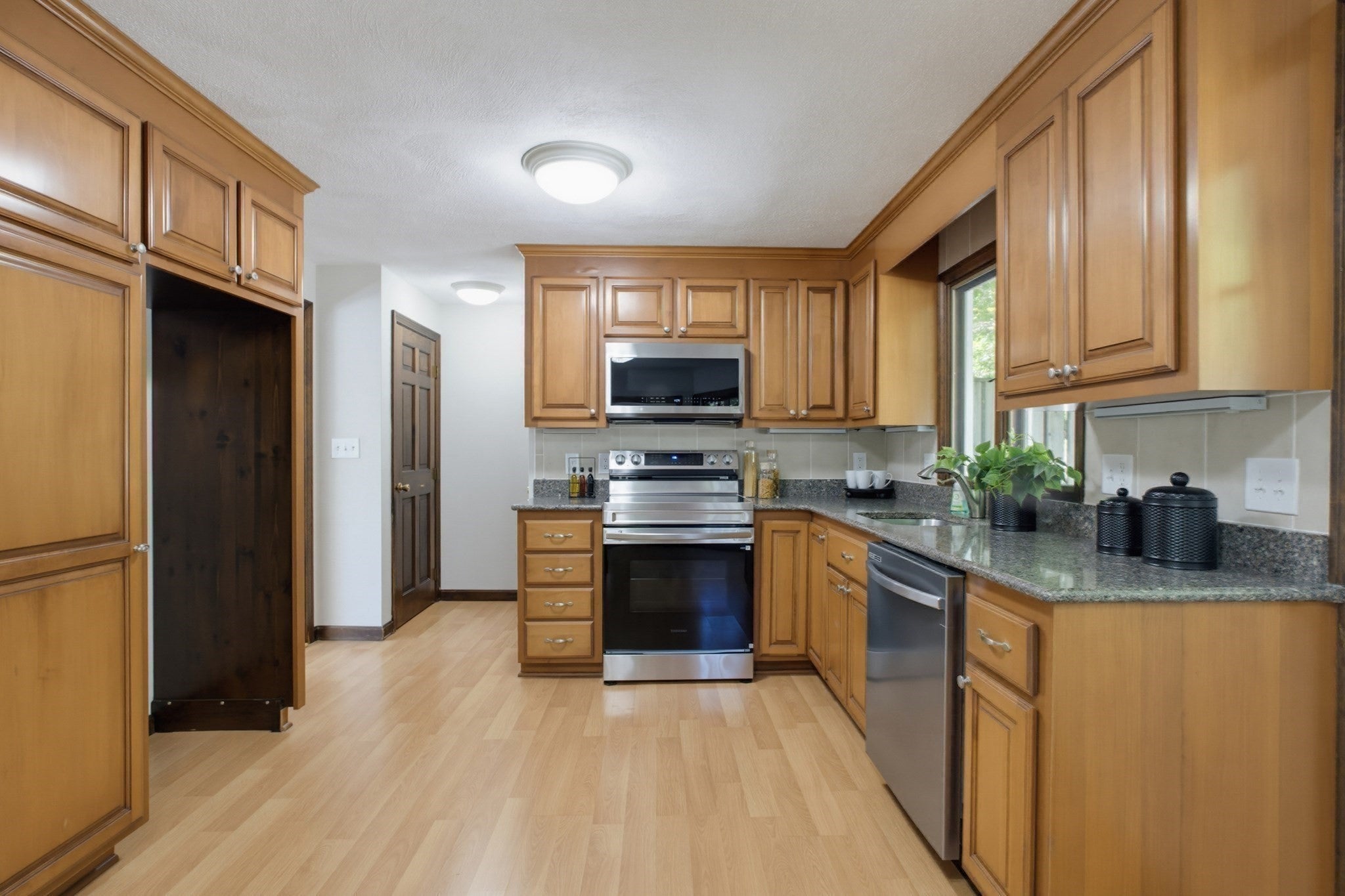 49 Gill St #1, Walpole, MA, 49 Gill St #1, Walpole, MA Photo #7