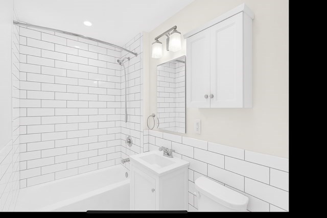 224 Hyde Park Avenue 3
