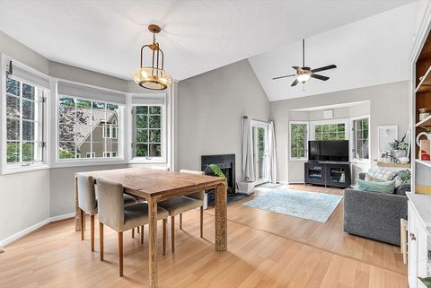 Photo of 5 Weybridge Ln #5, Hopkinton, MA 01748 (MLS # 73481283)