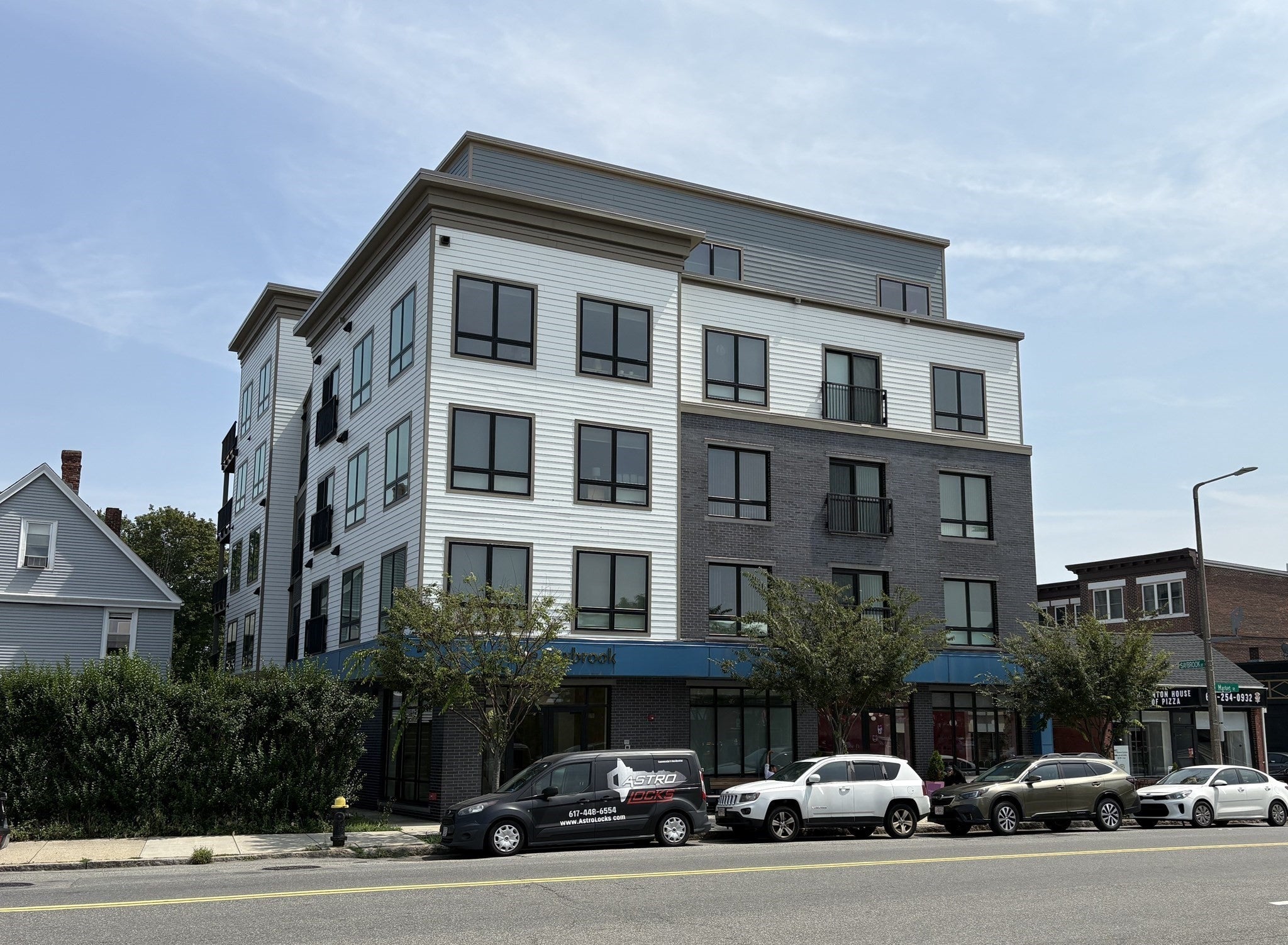 214 Market St 405, Boston MA 02135