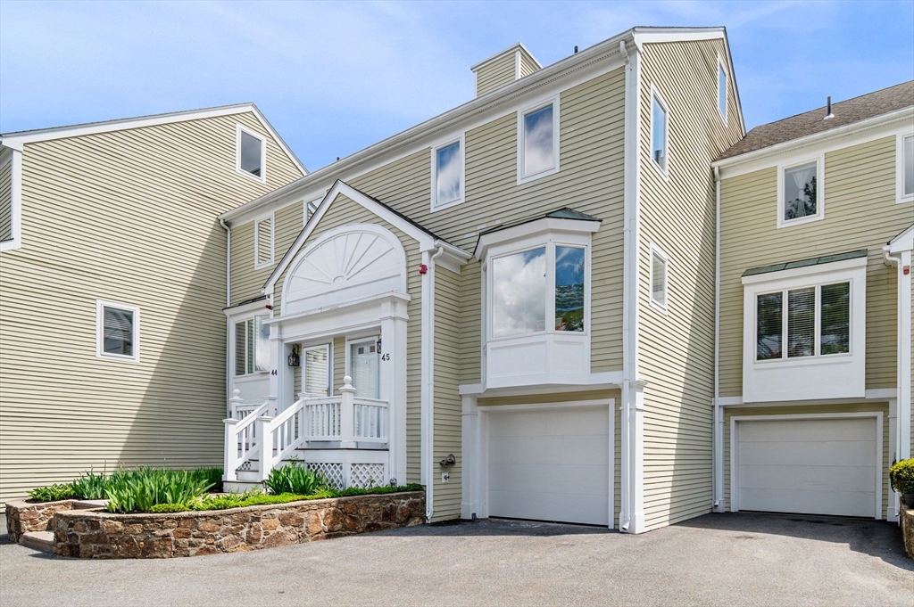 45 Abington Rd #45, Danvers, MA Photo #1
