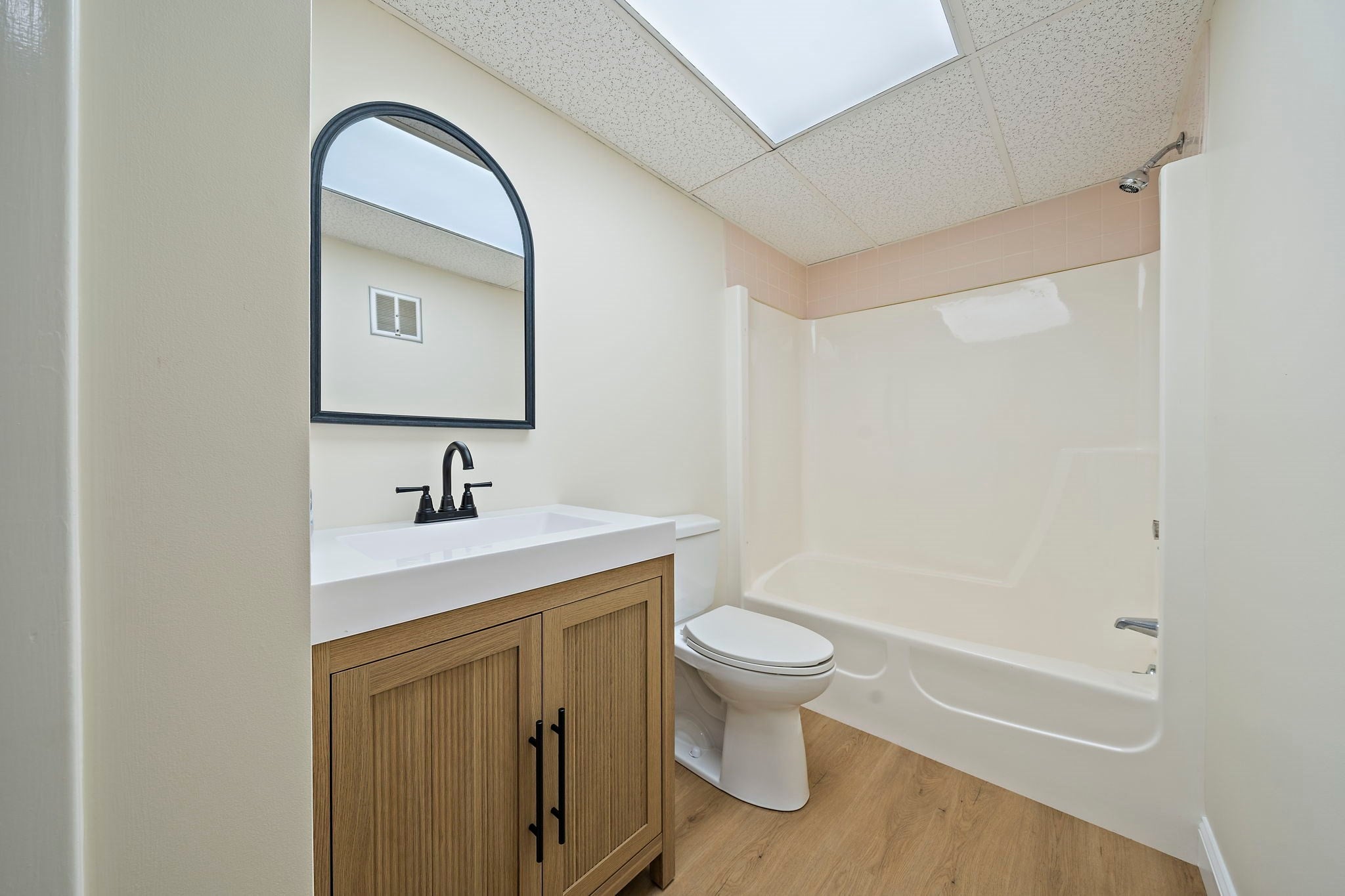 18 Kingswood Dr #5, Abington, MA, 18 Kingswood Dr #5, Abington, MA Photo #19