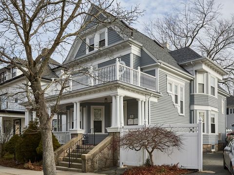 301 Madison Fall River MA 02720