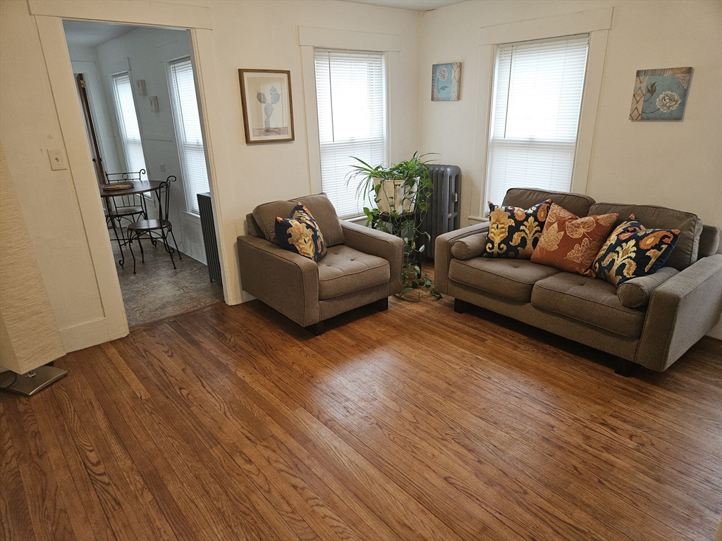 Framingham, Massachusetts 01702, United States, 2 Bedrooms Bedrooms, ,1 BathroomBathrooms,Residential,Active,82761 Framingham, Massachusetts 01702, United States, 2 Bedrooms Bedrooms, ,1 BathroomBathrooms,Residential,Active,82761