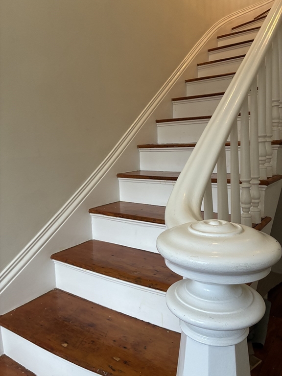 21-A Linden Ave 21-A