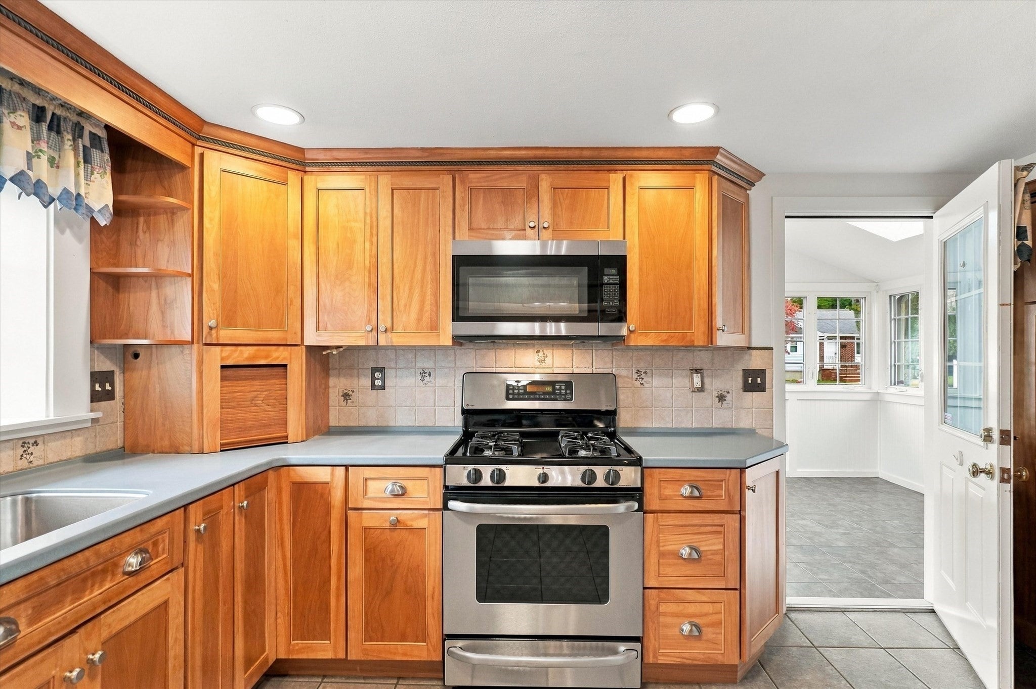 1 Will Sawyer St, Peabody, MA, 1 Will Sawyer St, Peabody, MA Photo #6