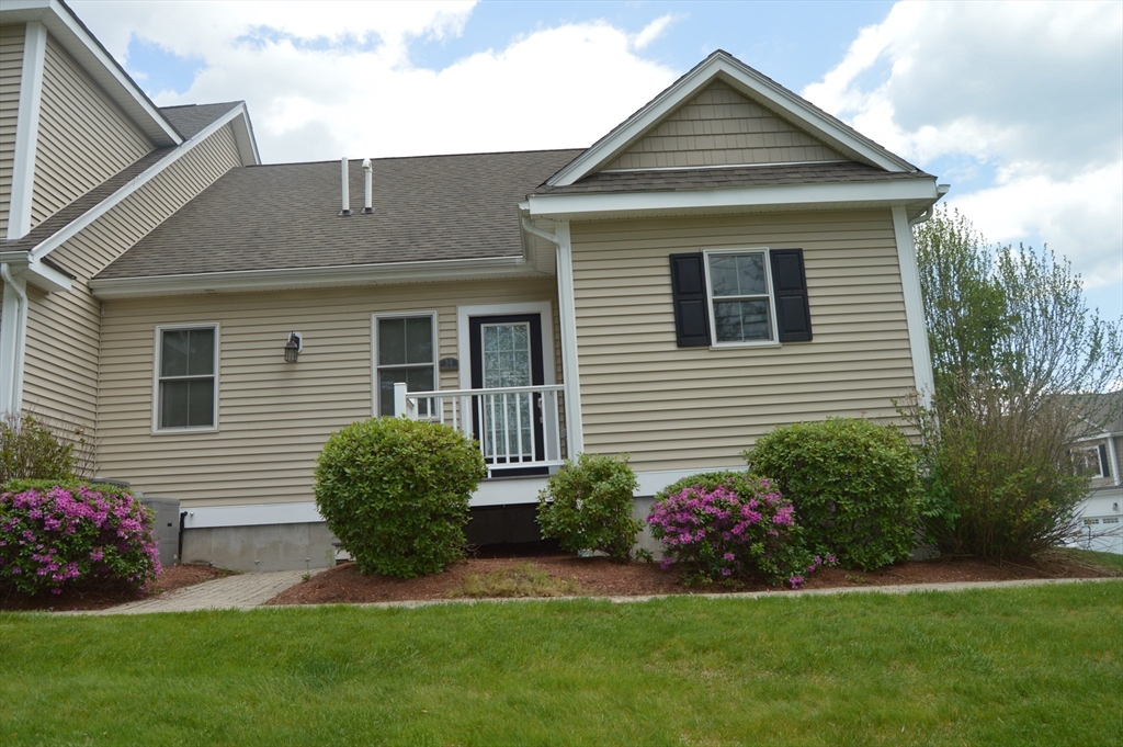 39 Meetinghouse Lane 39