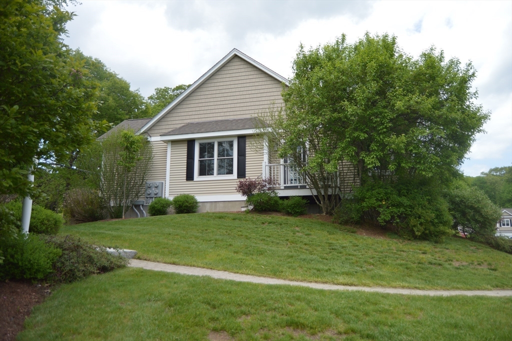 39 Meetinghouse Lane 39