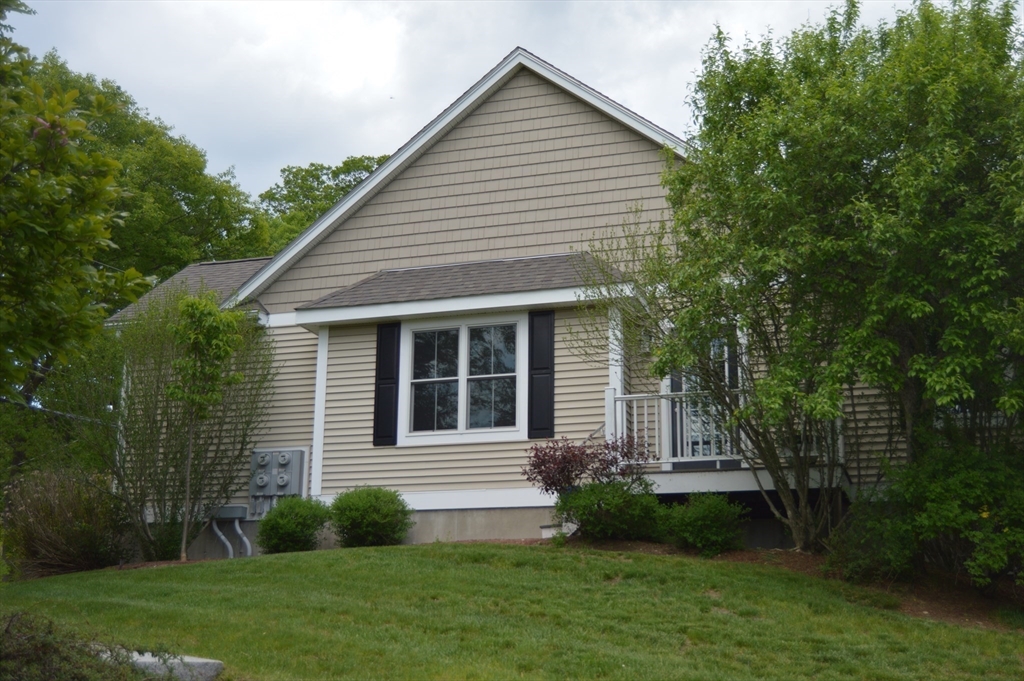 39 Meetinghouse Lane 39