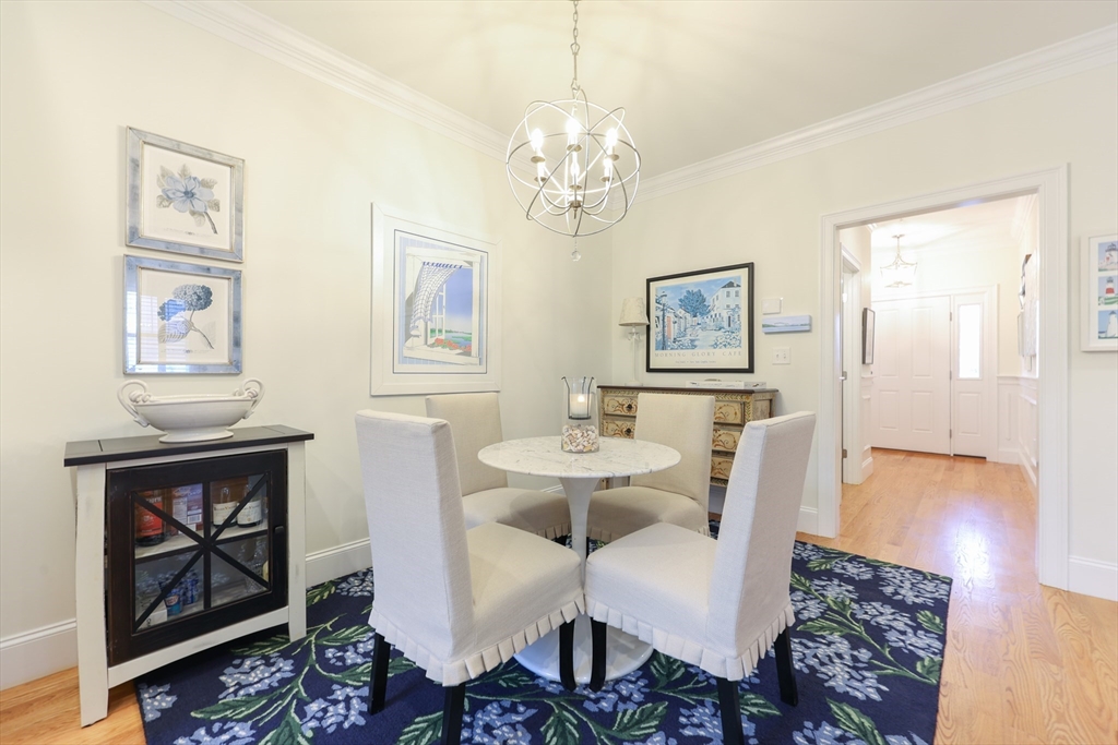 16 Clarks Hill Ln 16