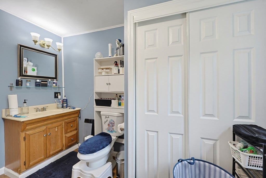 141 Otis ST, Westfield, MA Photo #26