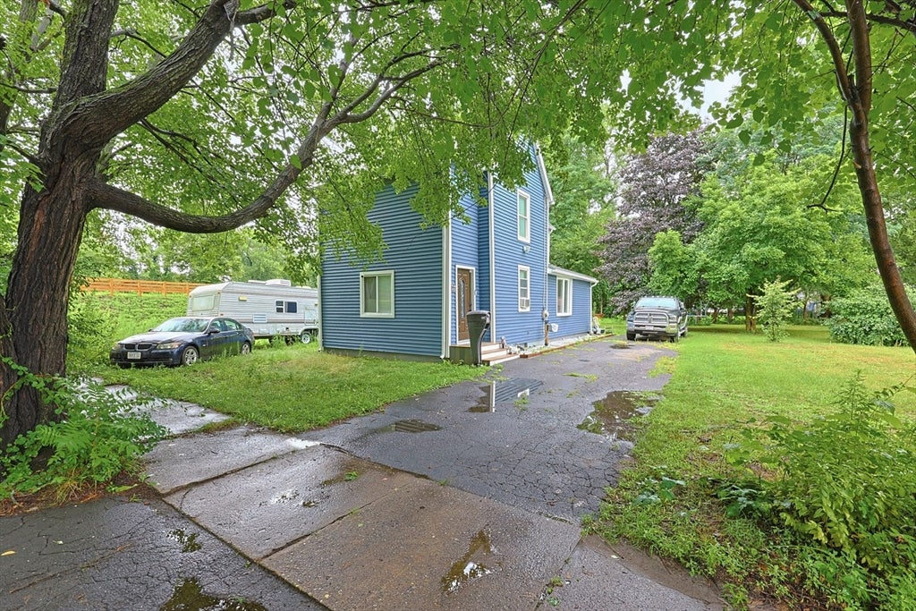 141 Otis ST, Westfield, MA Photo #2