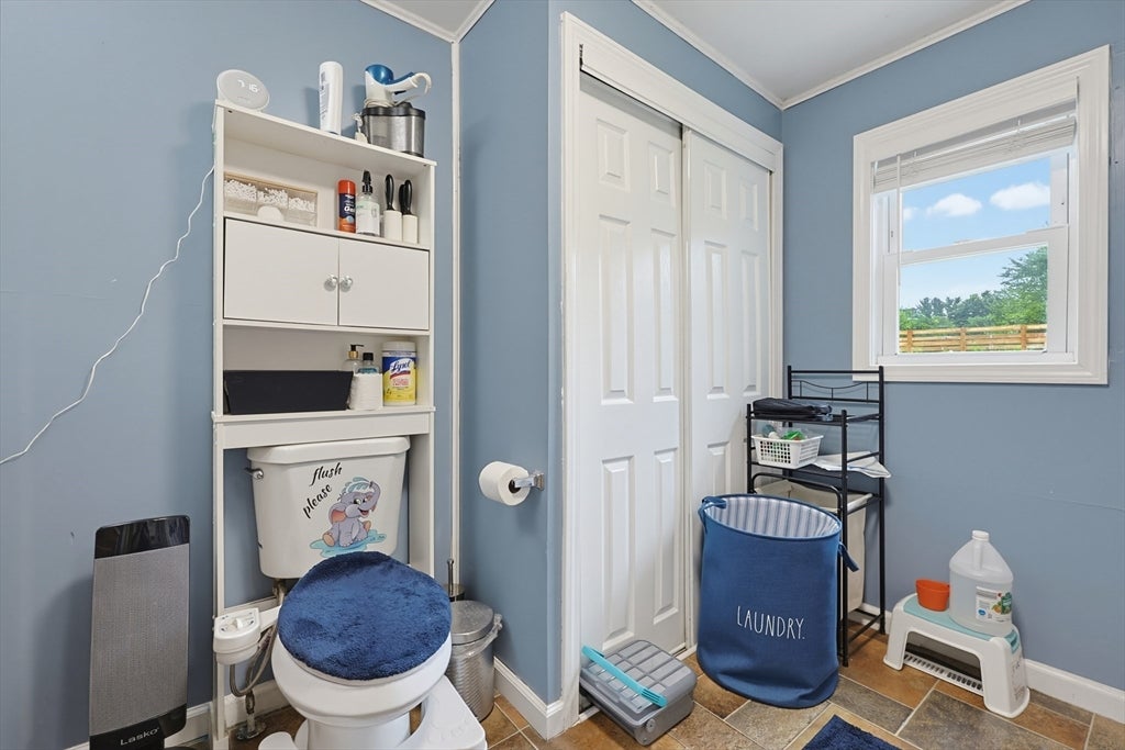 141 Otis ST, Westfield, MA Photo #27