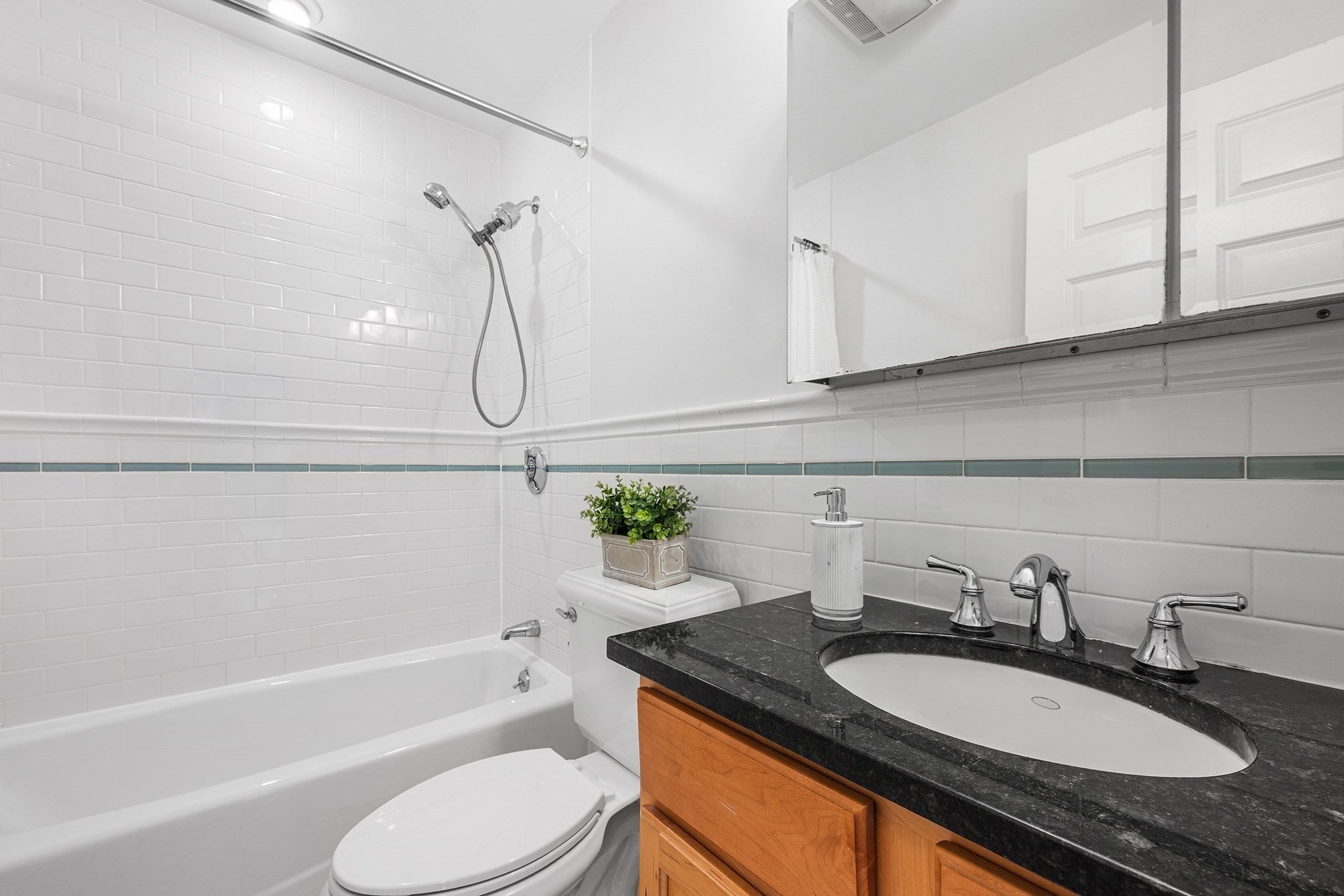 75 Bartlett Ave #75, Arlington, MA, 75 Bartlett Ave #75, Arlington, MA Photo #18