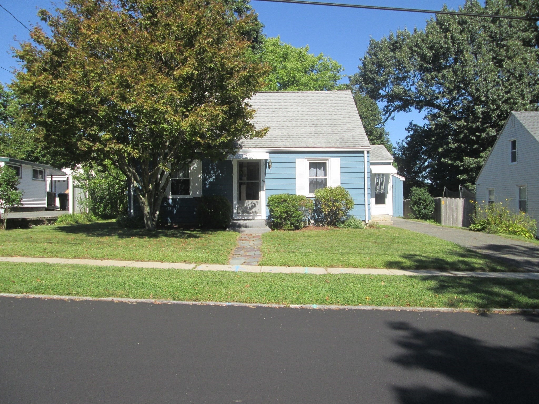 76 Surrey Rd, Springfield, MA Photo #20