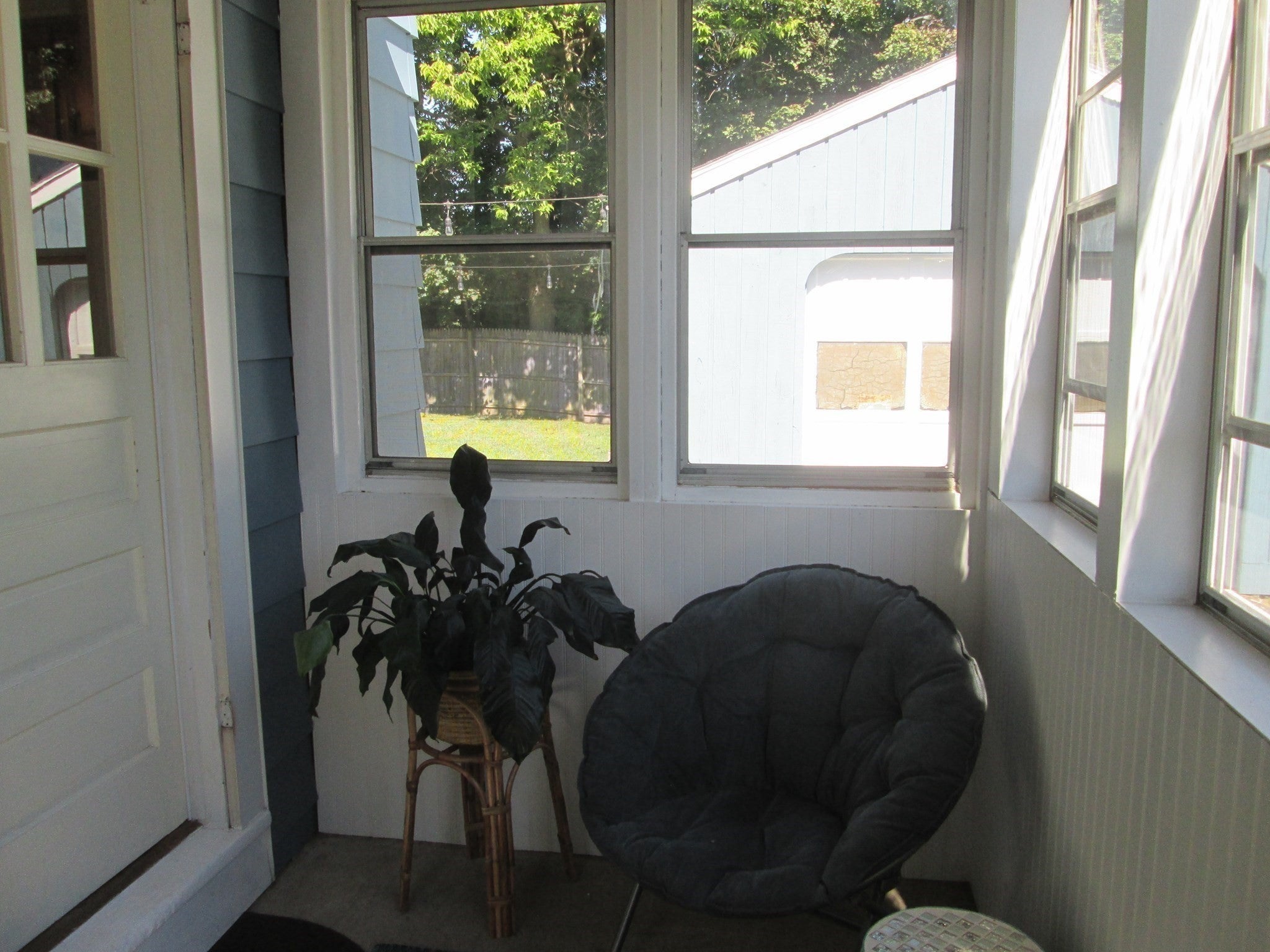 76 Surrey Rd, Springfield, MA Photo #18