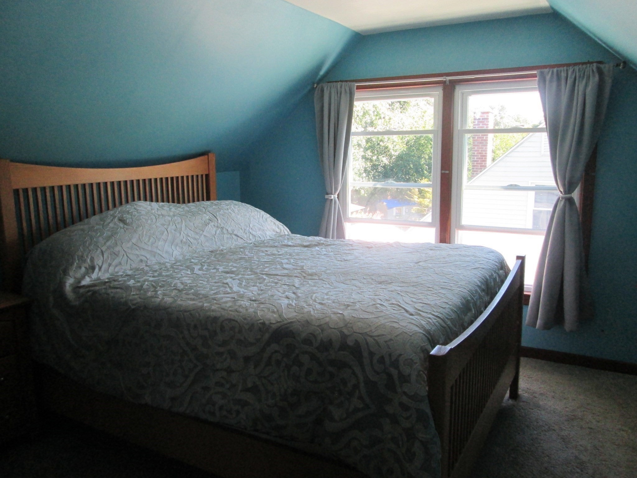 76 Surrey Rd, Springfield, MA Photo #17