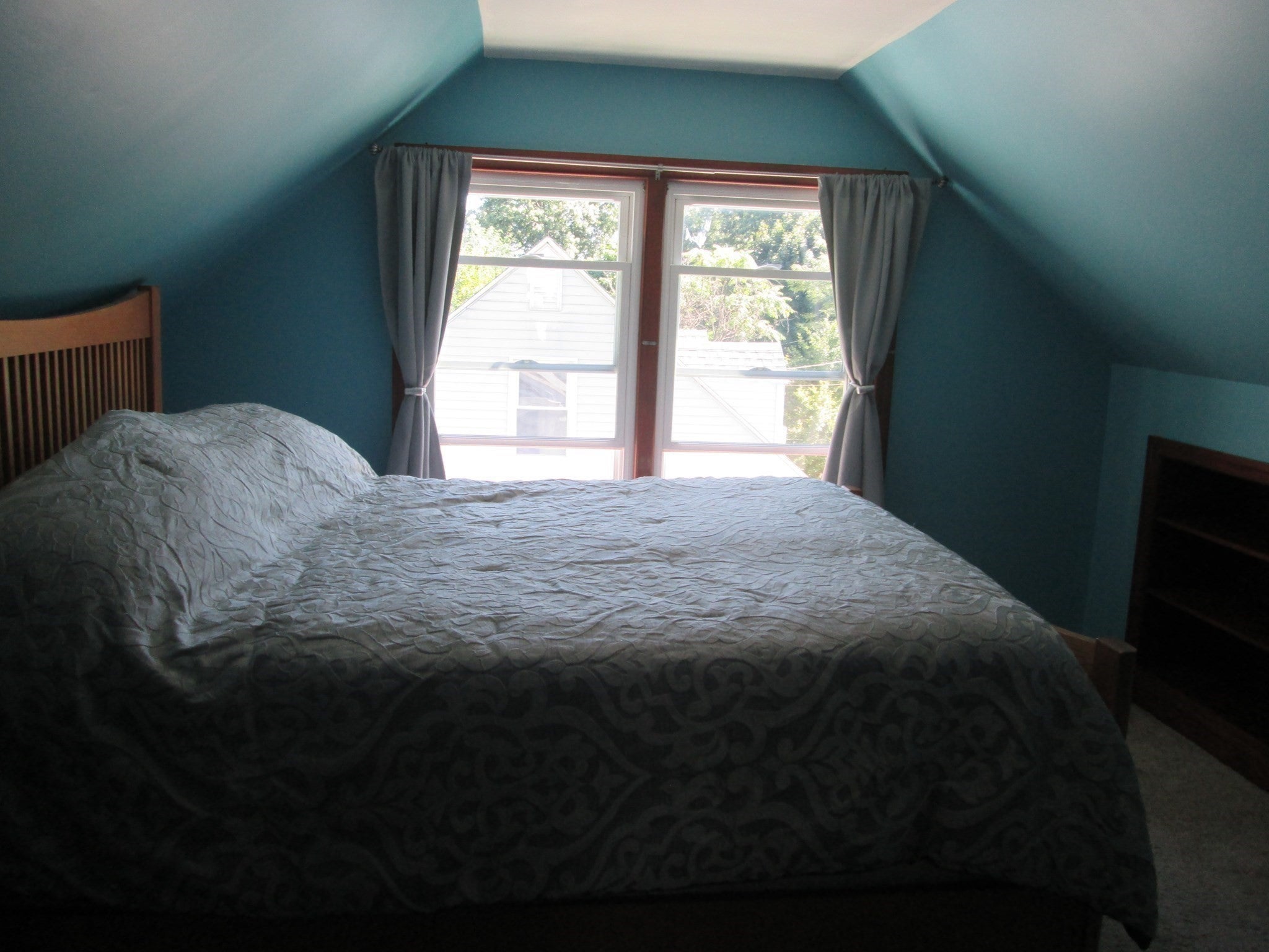 76 Surrey Rd, Springfield, MA Photo #16