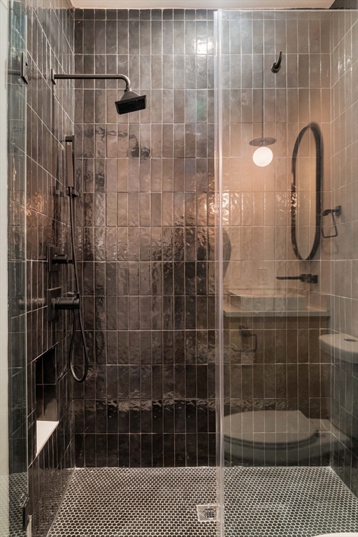 30-32 Condor St #1, Boston, MA Photo #17