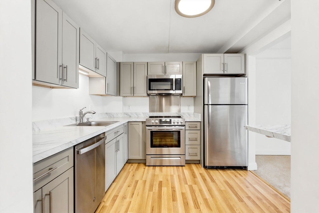 100 Cove Way #409, Quincy, MA, 100 Cove Way #409, Quincy, MA Photo #2
