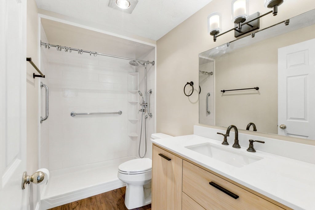 100 Cove Way #409, Quincy, MA, 100 Cove Way #409, Quincy, MA Photo #17