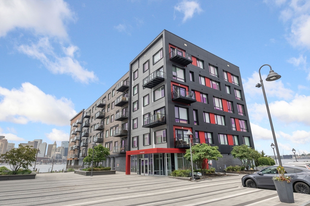 65 Lewis Street PH01 (601)